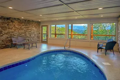 swimming pool at Smoky Mountain cabin
