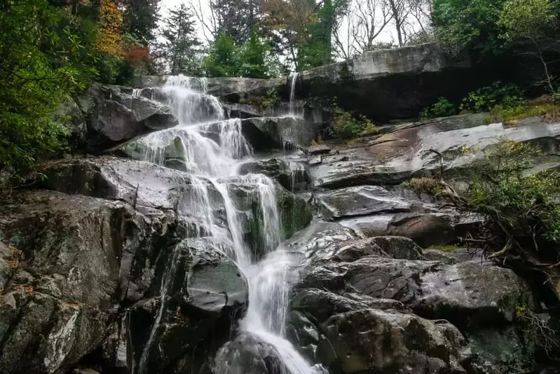 Ramsey Cascades