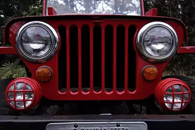 antique-jeep-grill