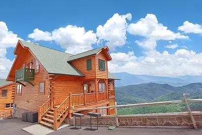 Heavenly Heights 8 bedroom large Pigeon Forge cabin rental