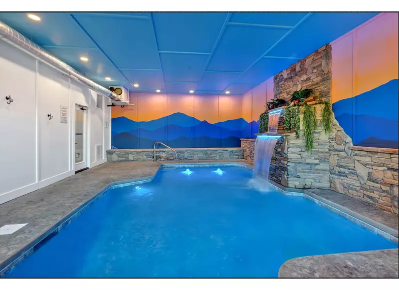 MAJESTIC ENTERTAINMENT