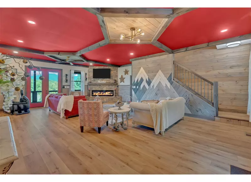 MAJESTIC ENTERTAINMENT