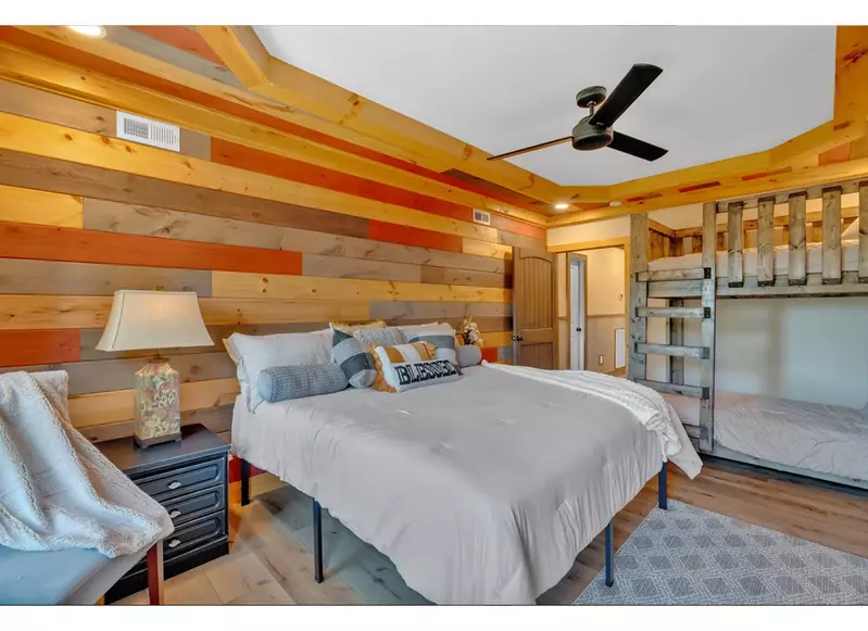 MAJESTIC ENTERTAINMENT