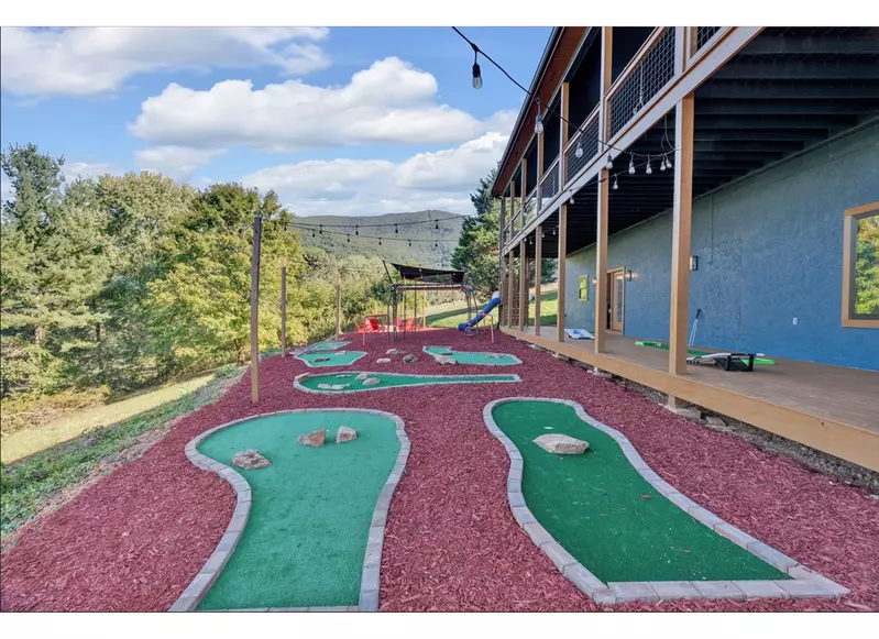 MAJESTIC ENTERTAINMENT