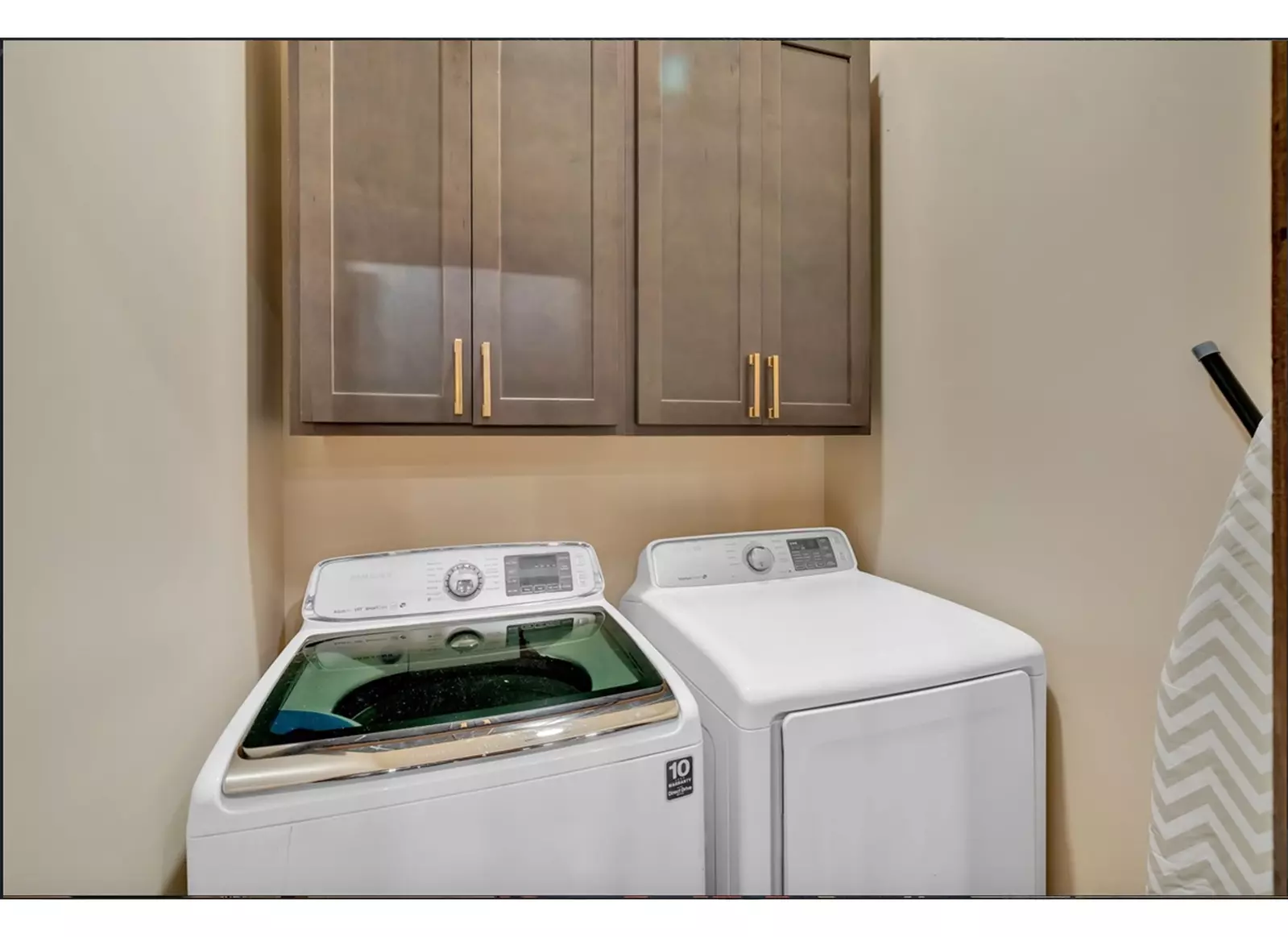 MAJESTIC ENTERTAINMENT