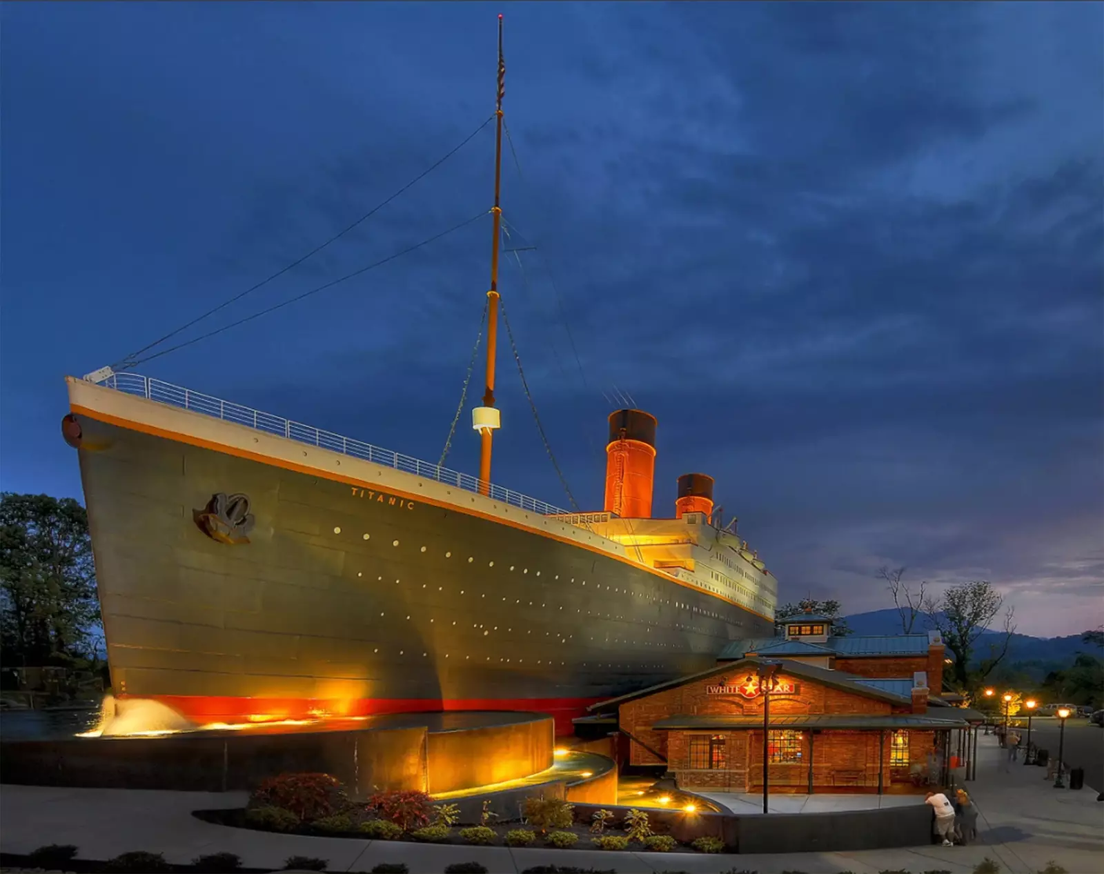 SITTIN' ON TOP OF THE WORLD