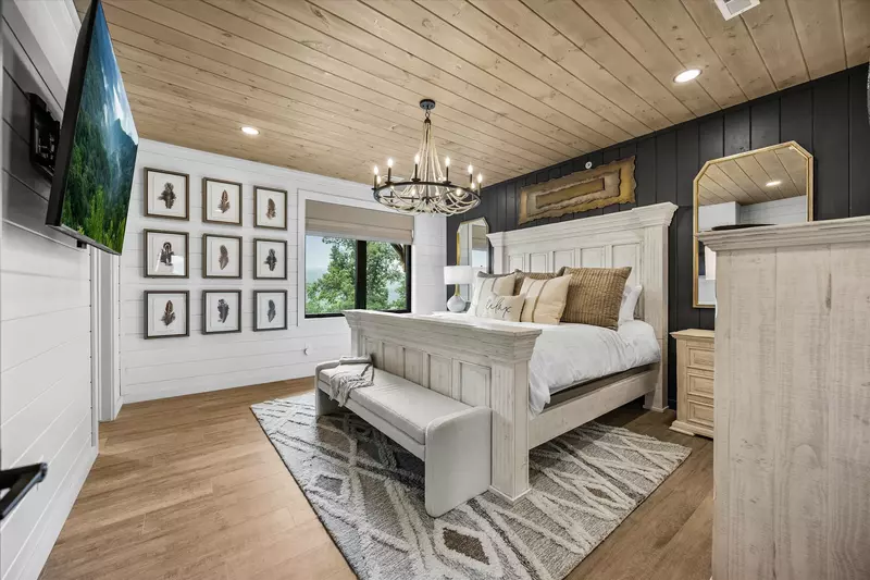 GREYSTONE HEIGHTS LODGE