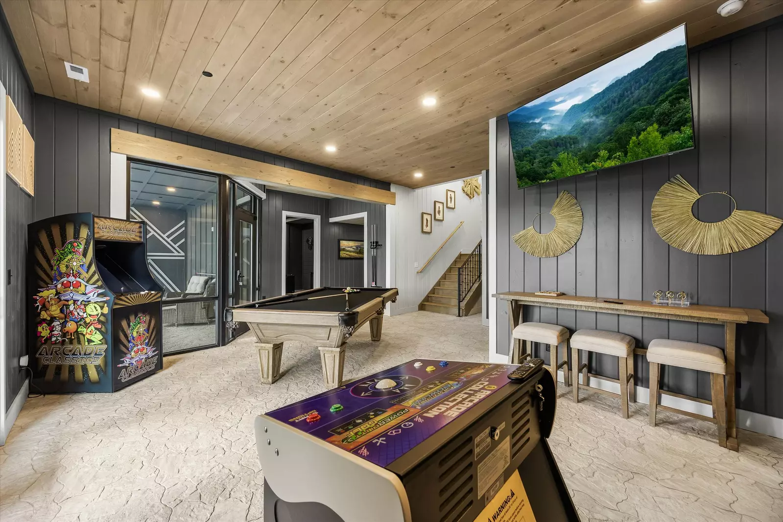 GREYSTONE HEIGHTS LODGE