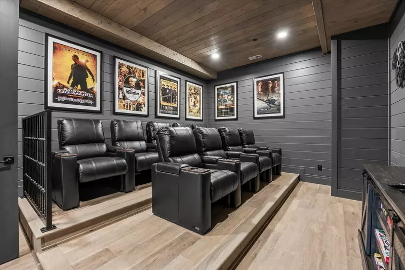 GREYSTONE HEIGHTS LODGE