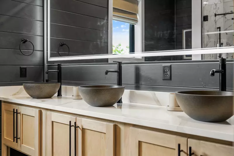 GREYSTONE HEIGHTS LODGE