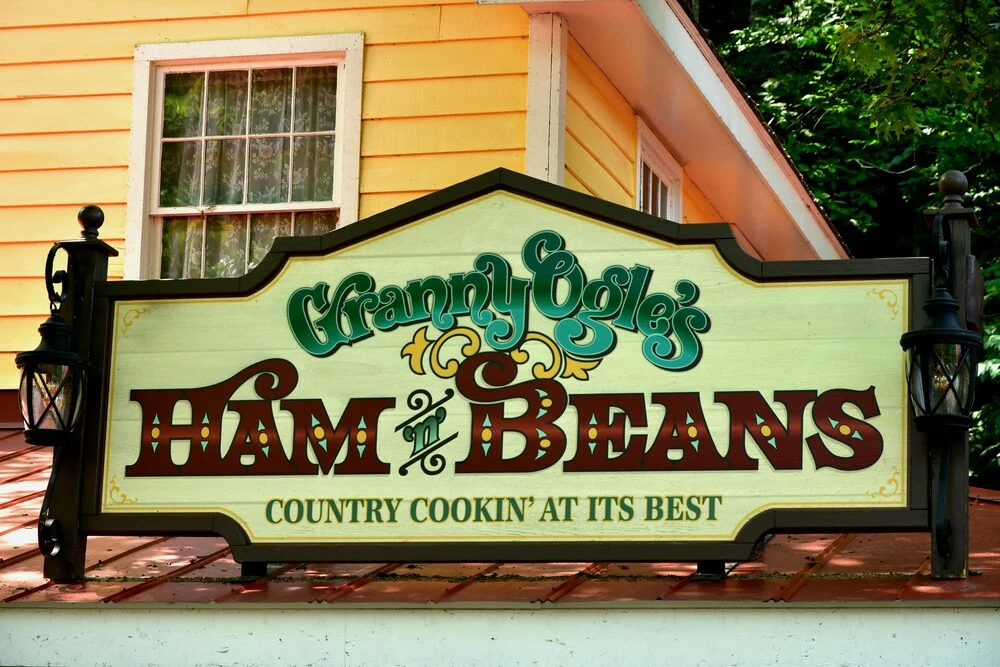 Granny Ogles Ham n Beans at Dollywood
