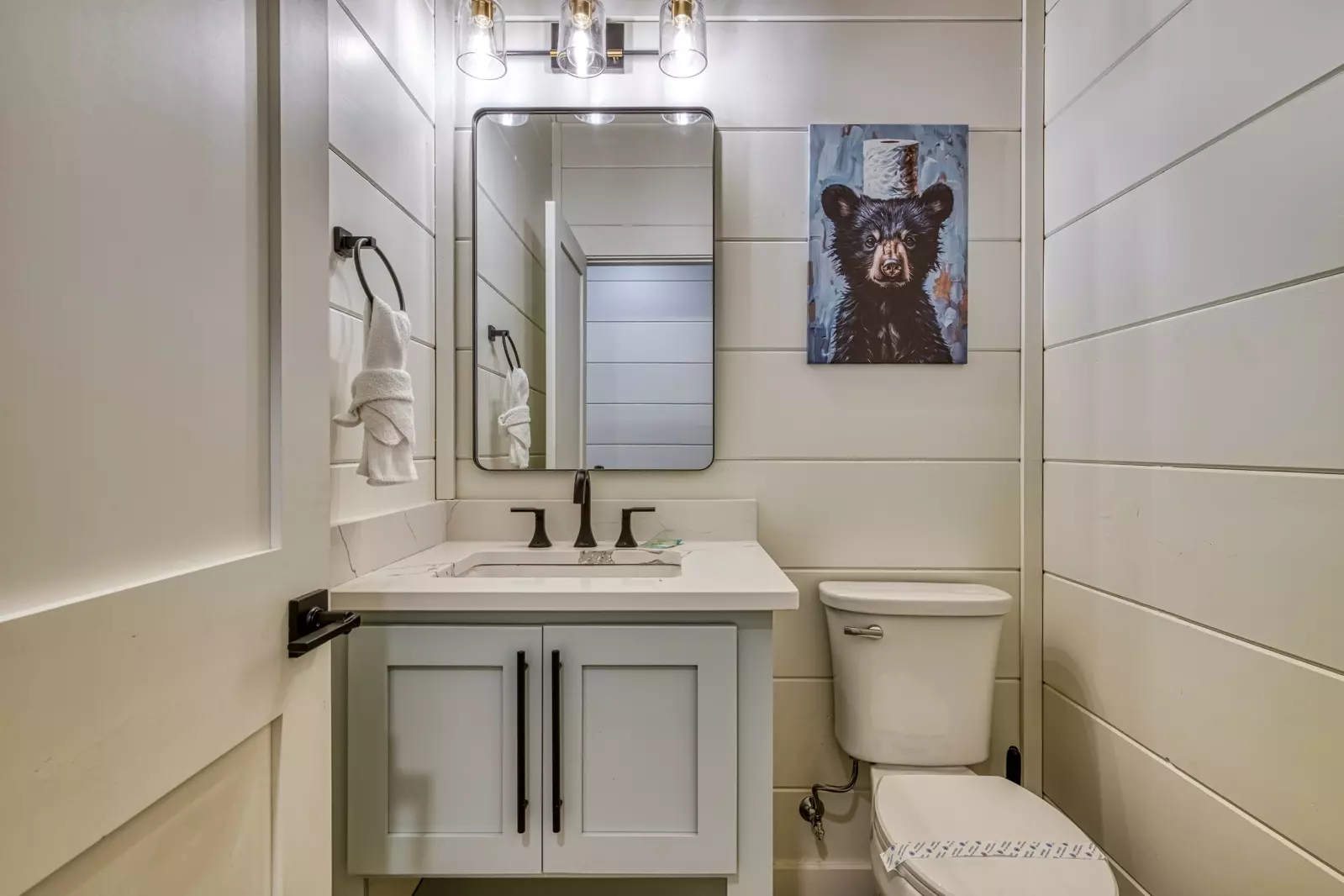 WANDERIN' BEAR LODGE