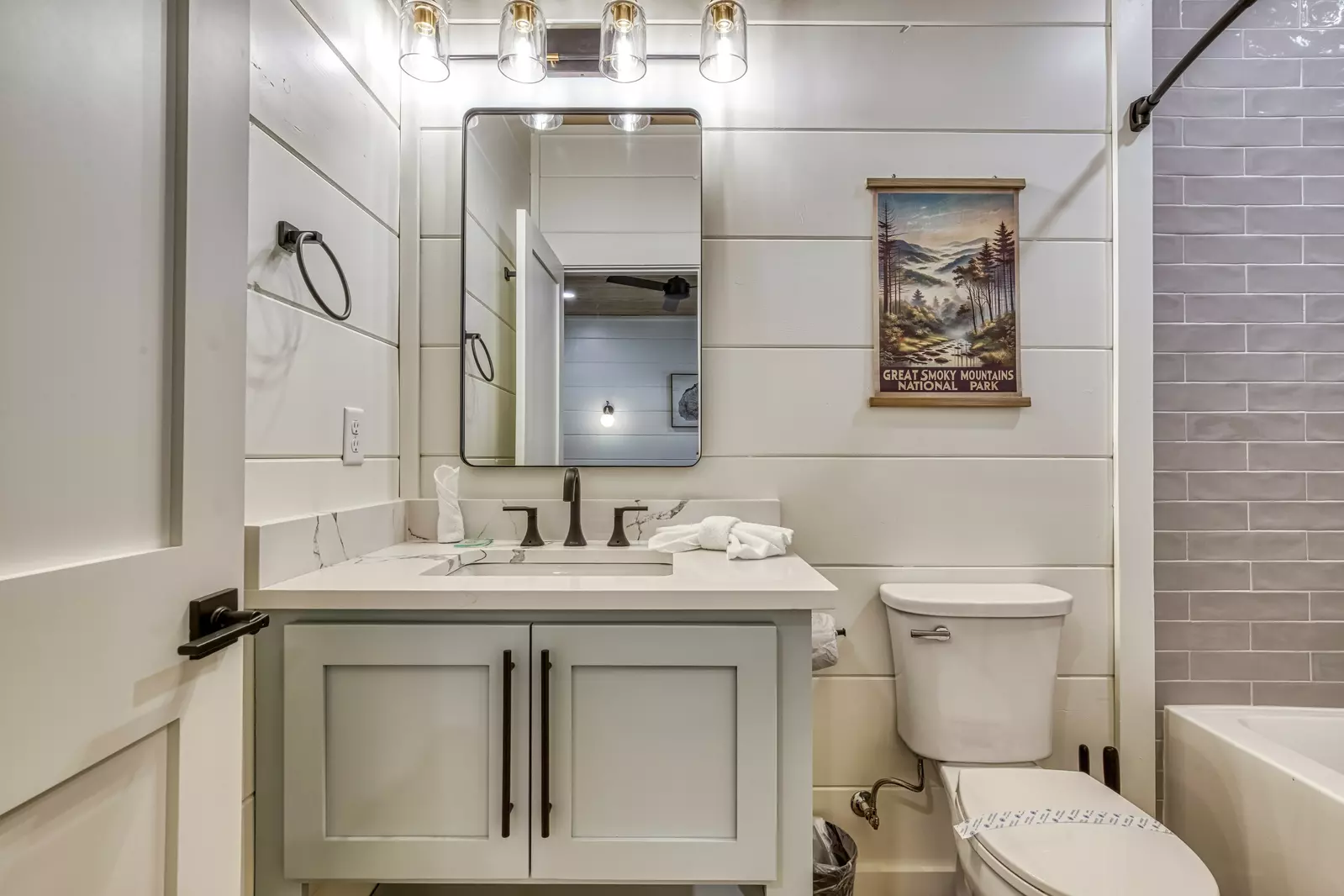 WANDERIN' BEAR LODGE