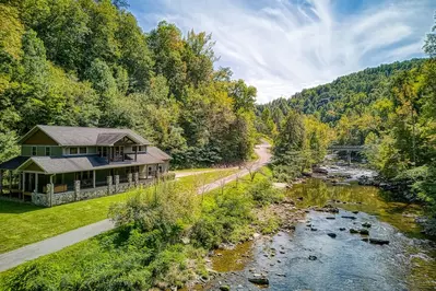 river memories is one of our affordable cabins in gatlinburg for families of 4