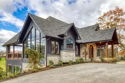 cove valley splash is one of our large cabin rentals in pigeon forge tn